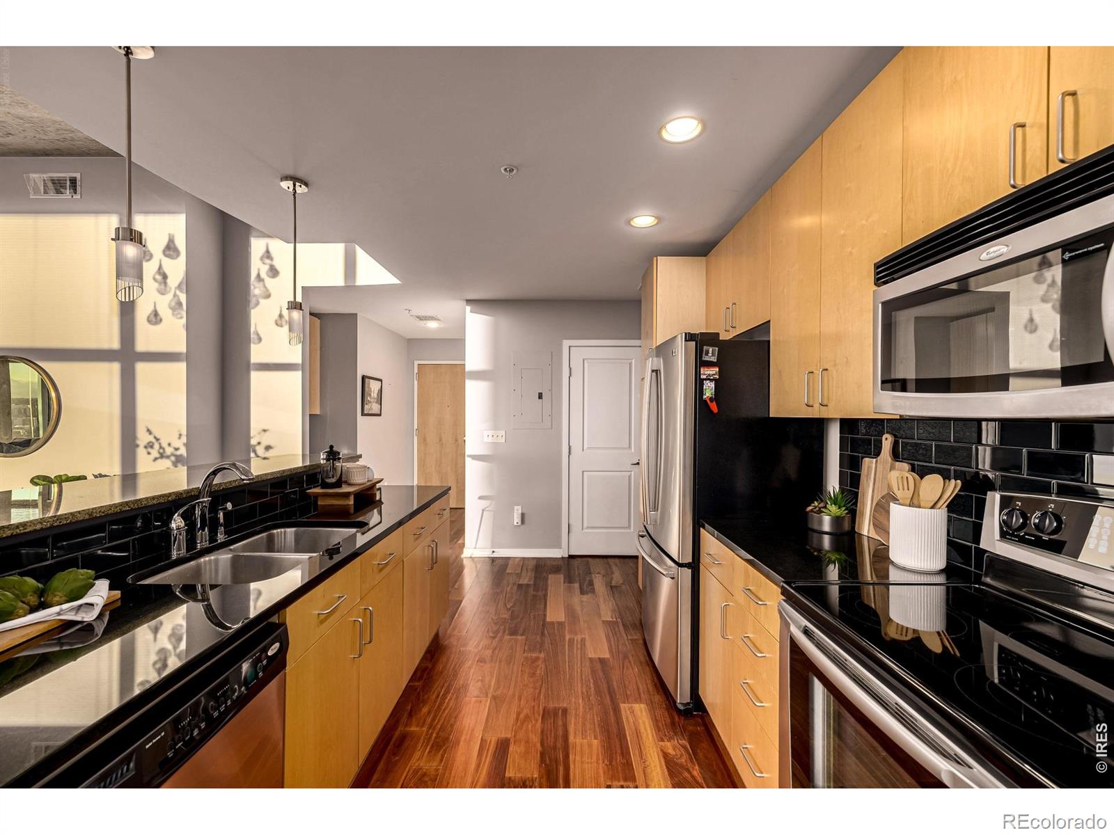 MLS Image #21 for 1700  bassett street,denver, Colorado