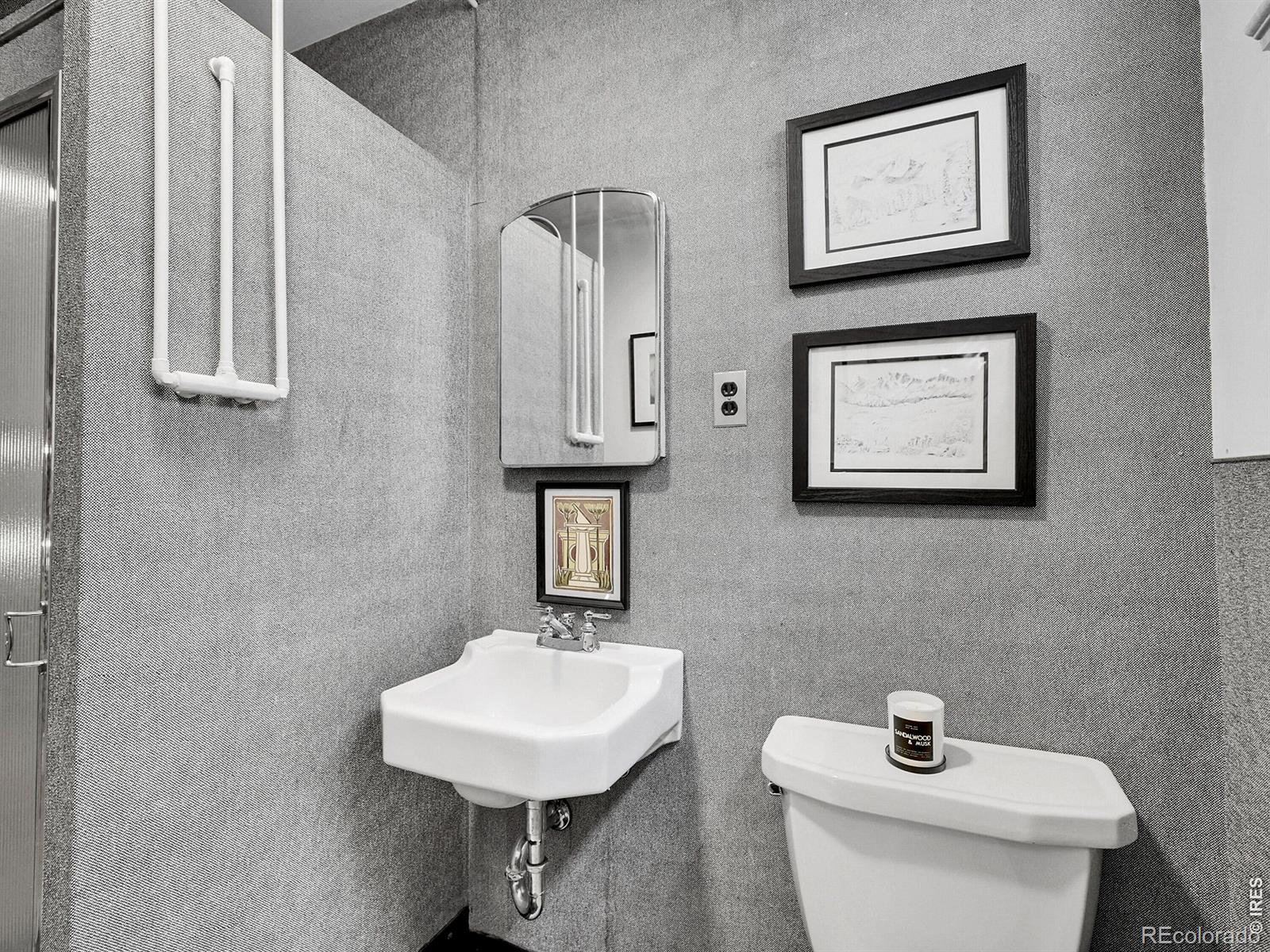 MLS Image #41 for 4677 e hampden avenue,denver, Colorado