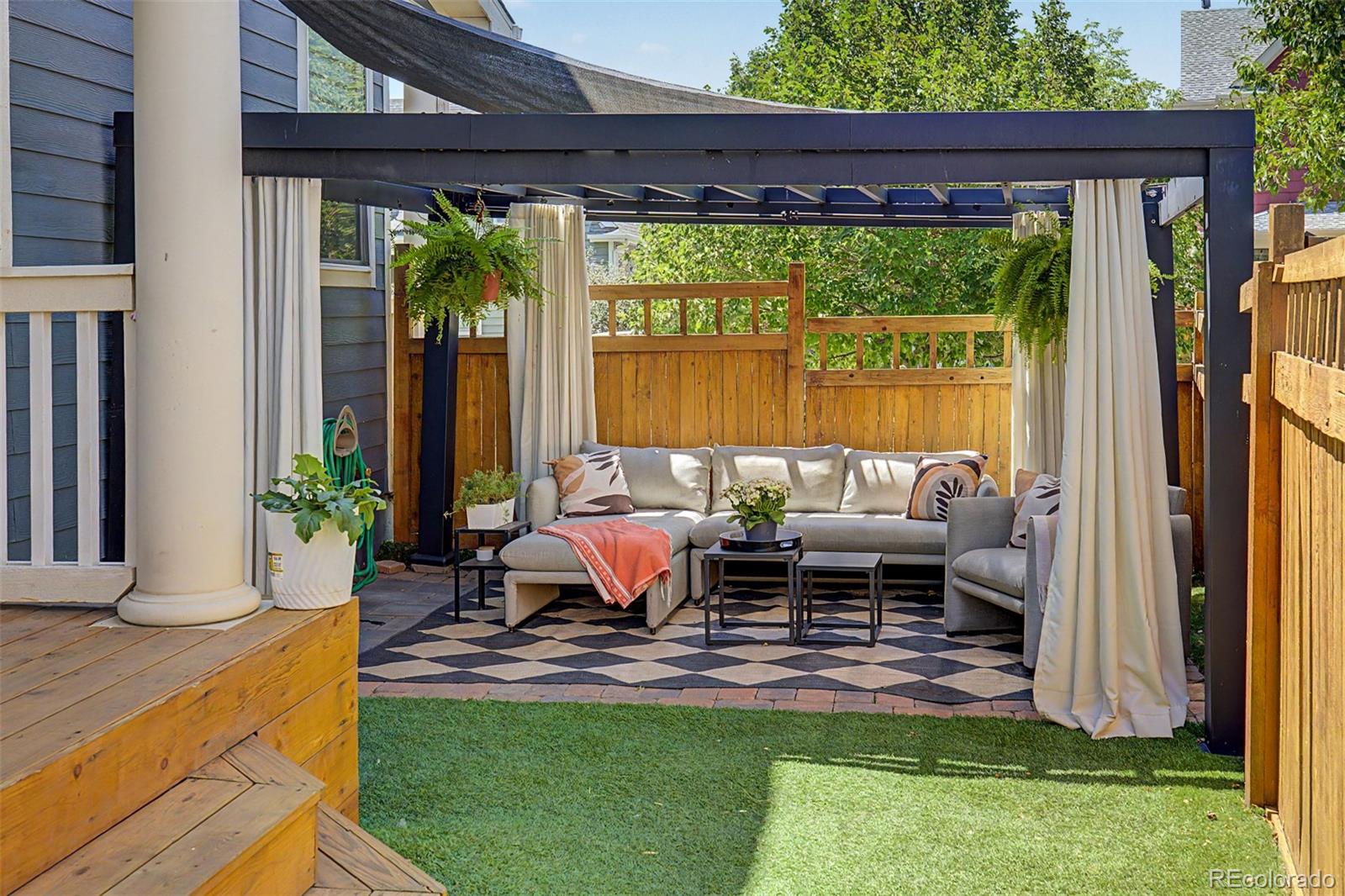 MLS Image #15 for 3164  geneva court,denver, Colorado