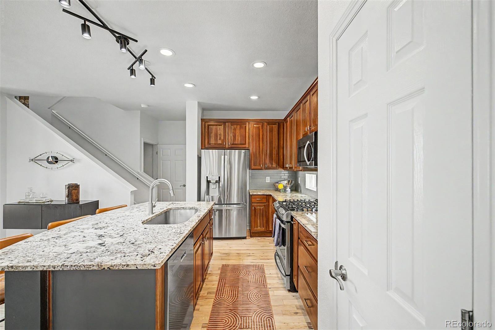 MLS Image #20 for 3164  geneva court,denver, Colorado