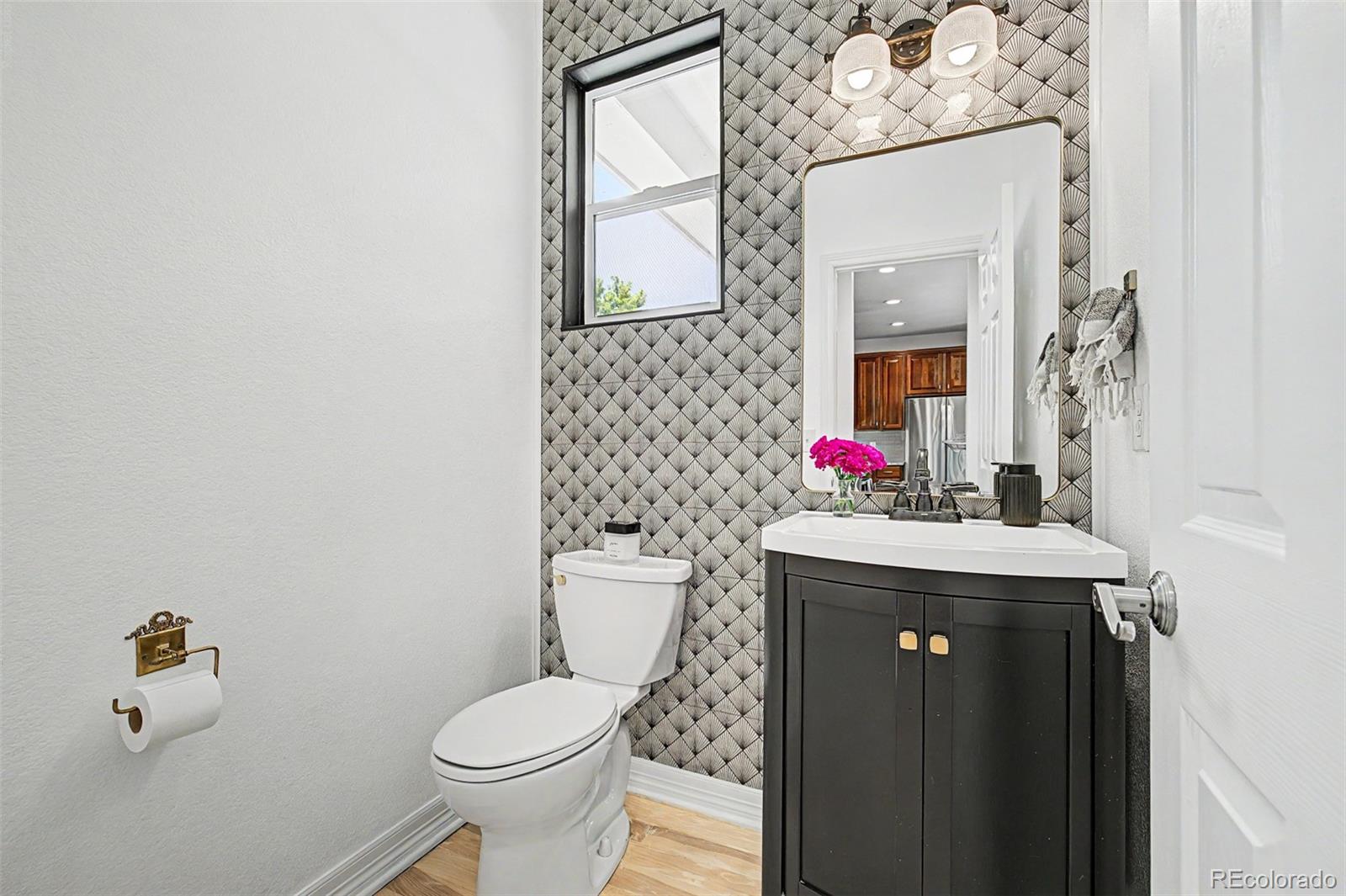 MLS Image #27 for 3164  geneva court,denver, Colorado