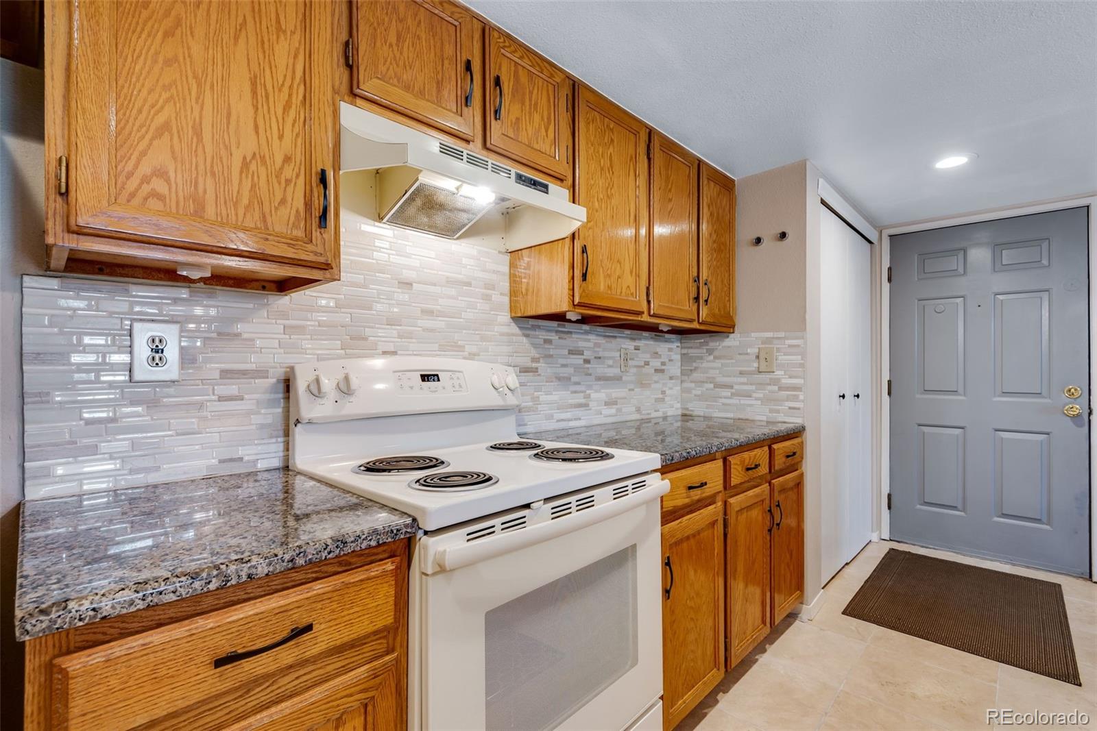 MLS Image #5 for 9690  brentwood way,broomfield, Colorado