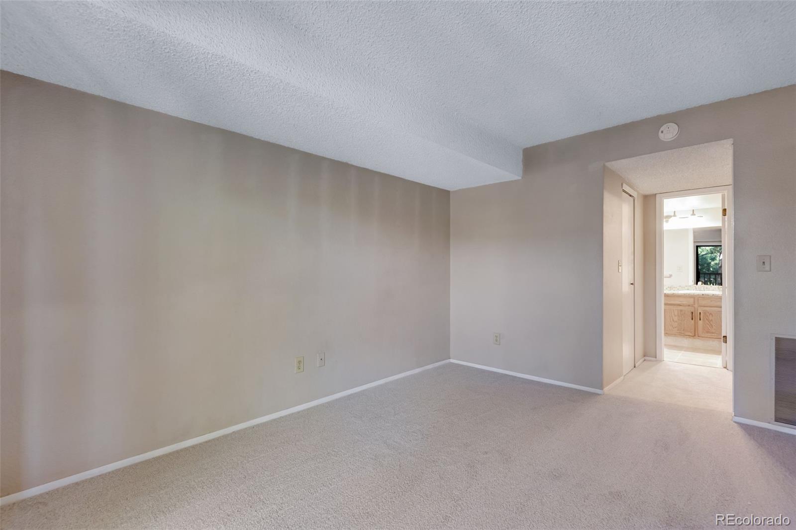 MLS Image #9 for 9690  brentwood way,broomfield, Colorado