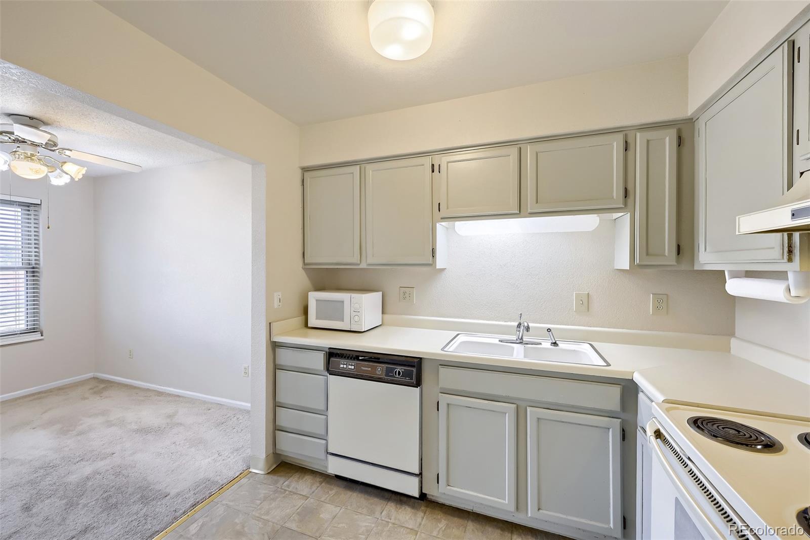 MLS Image #2 for 1383 w 88th avenue 302,thornton, Colorado