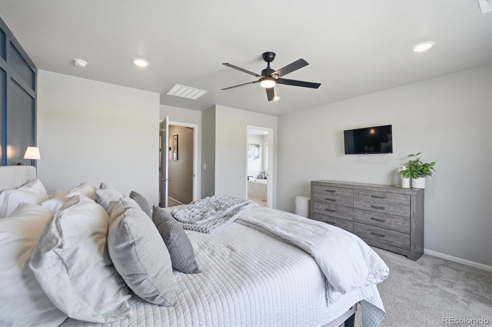 MLS Image #22 for 1834 s de gaulle court,aurora, Colorado