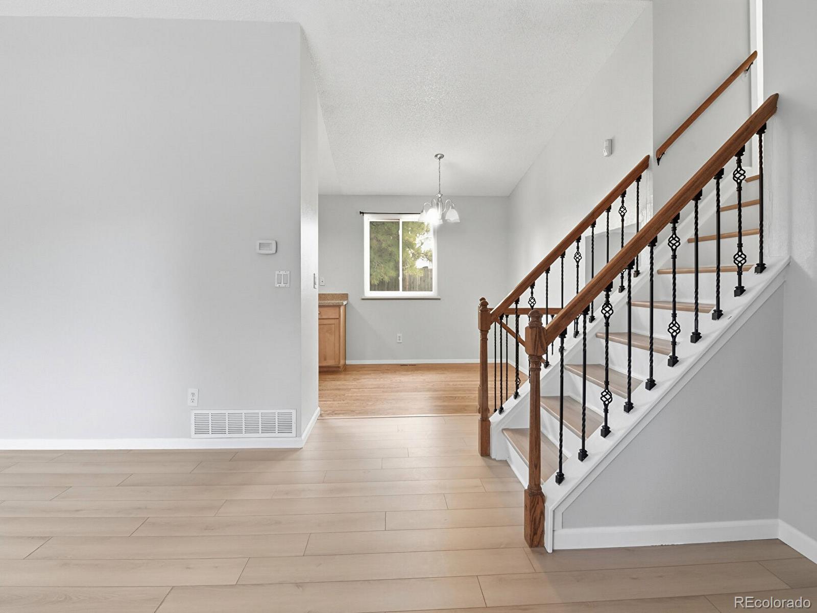 MLS Image #7 for 19472 e princeton place,aurora, Colorado