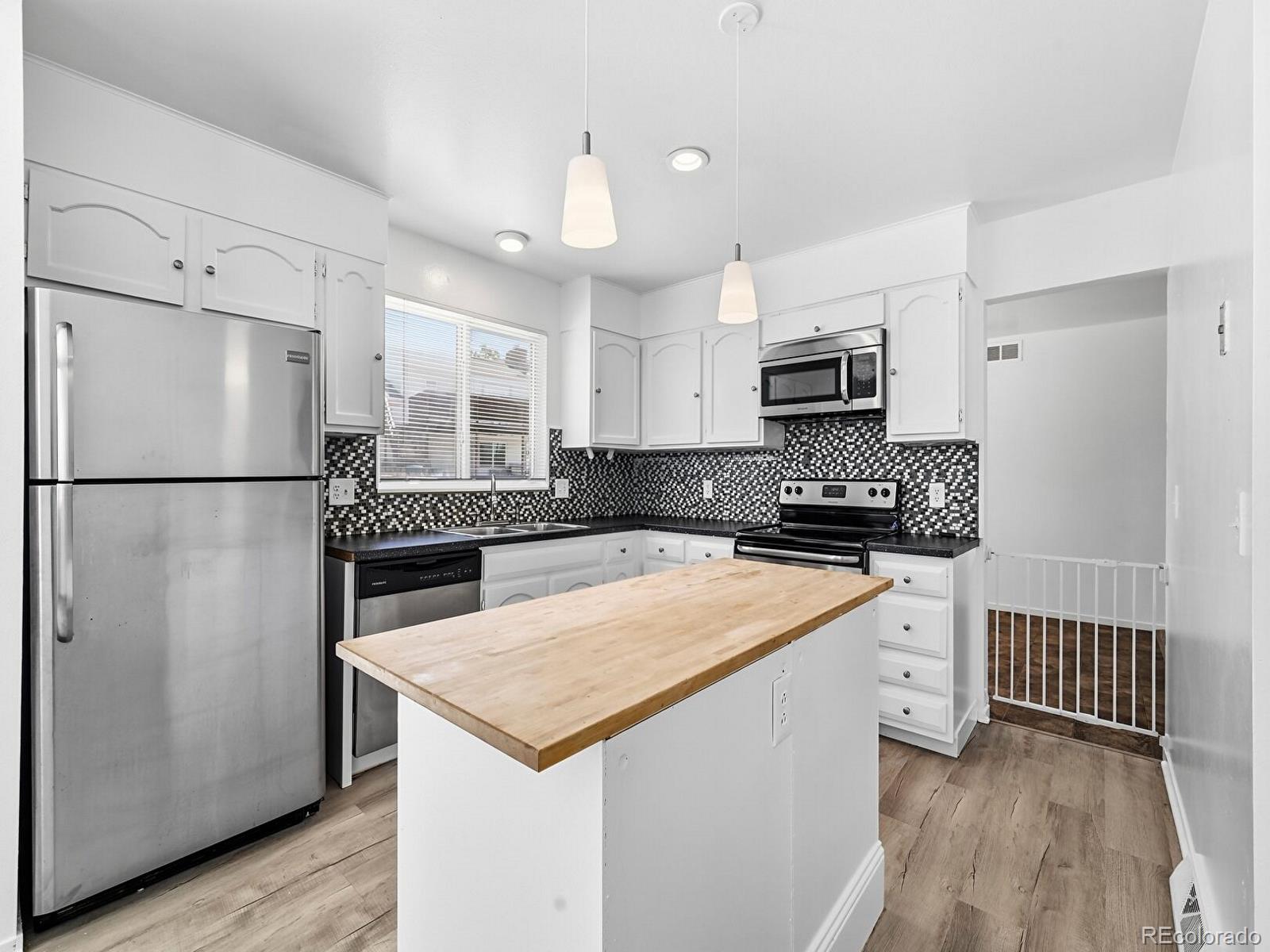 MLS Image #10 for 4538 s nucla street,aurora, Colorado
