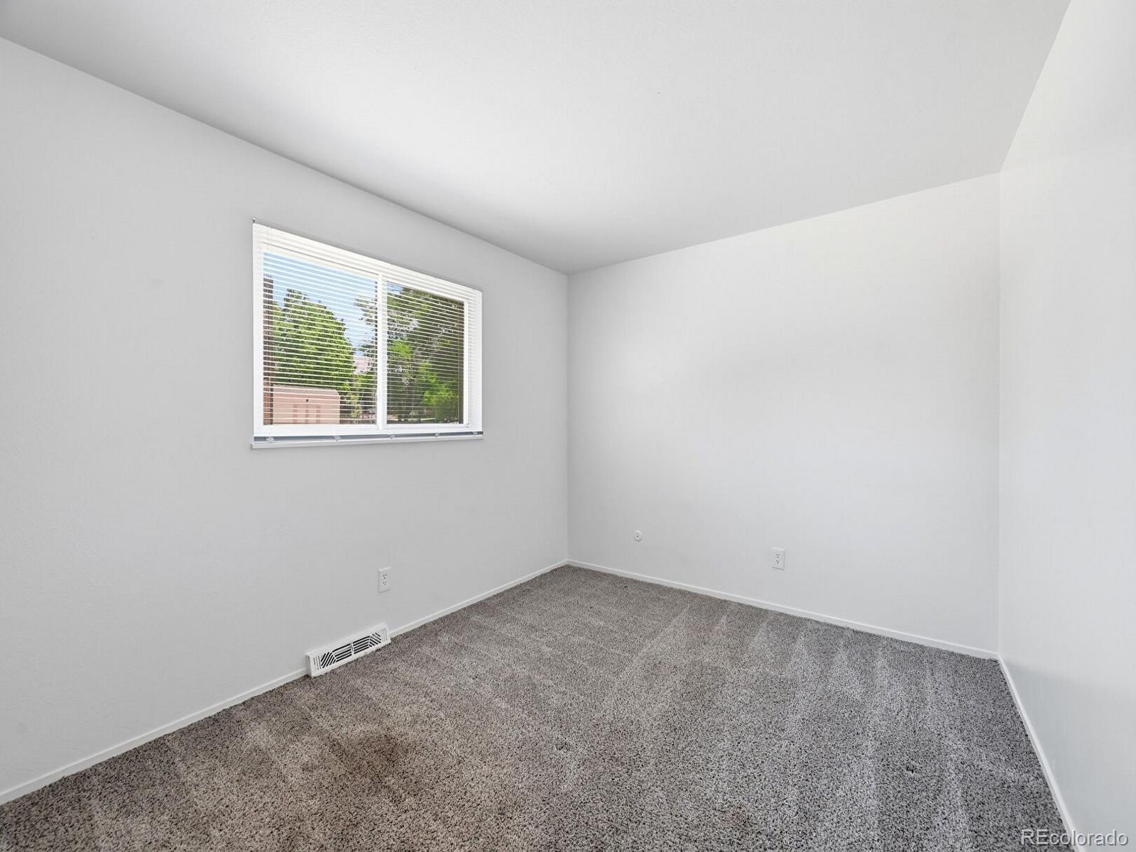 MLS Image #17 for 4538 s nucla street,aurora, Colorado
