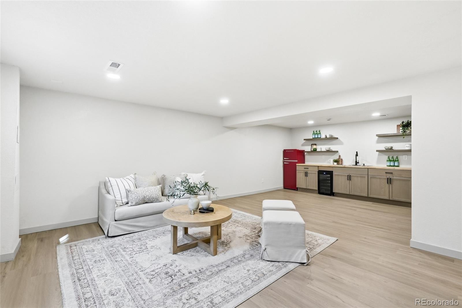 MLS Image #10 for 18030 e oxford drive,aurora, Colorado