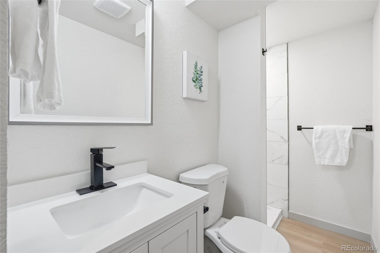 MLS Image #12 for 18030 e oxford drive,aurora, Colorado