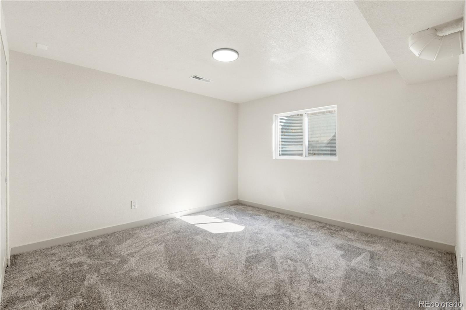 MLS Image #15 for 18030 e oxford drive,aurora, Colorado