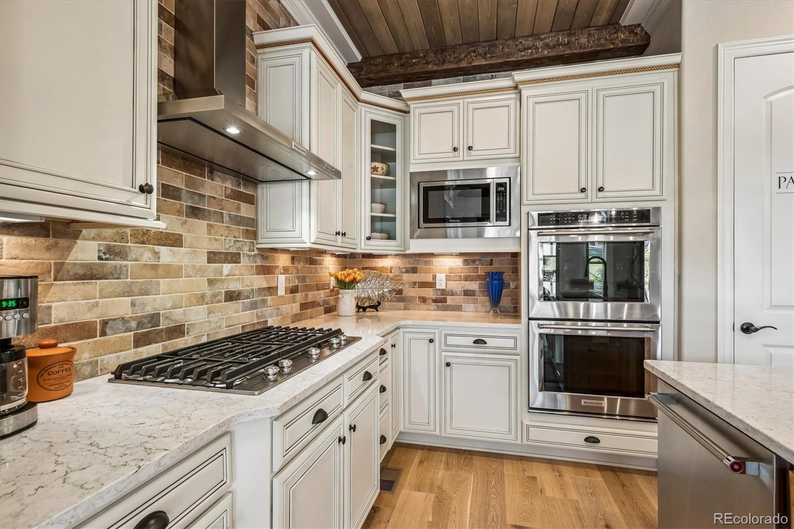 MLS Image #13 for 23070 e del norte circle,aurora, Colorado