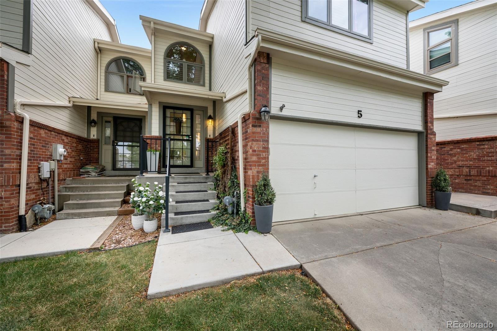 MLS Image #3 for 5283  union court,arvada, Colorado