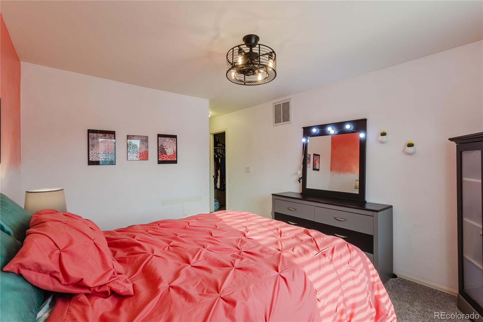 MLS Image #10 for 223 s new castle way,aurora, Colorado