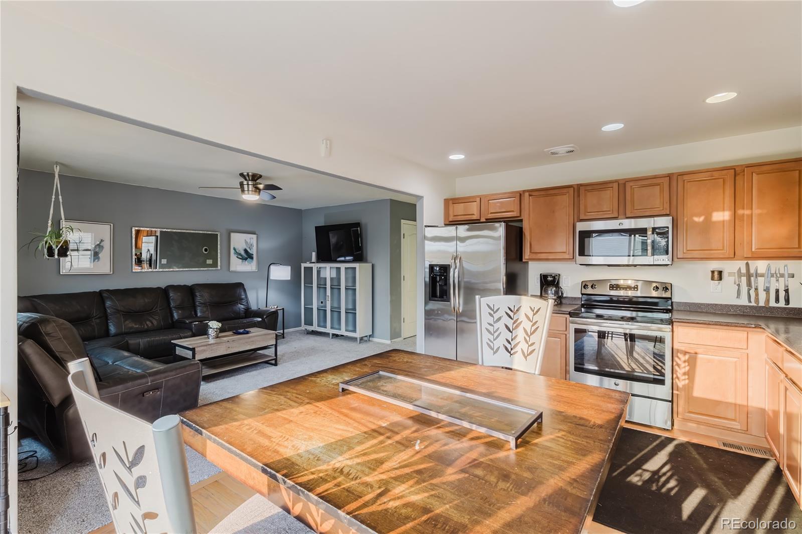 MLS Image #31 for 223 s new castle way,aurora, Colorado