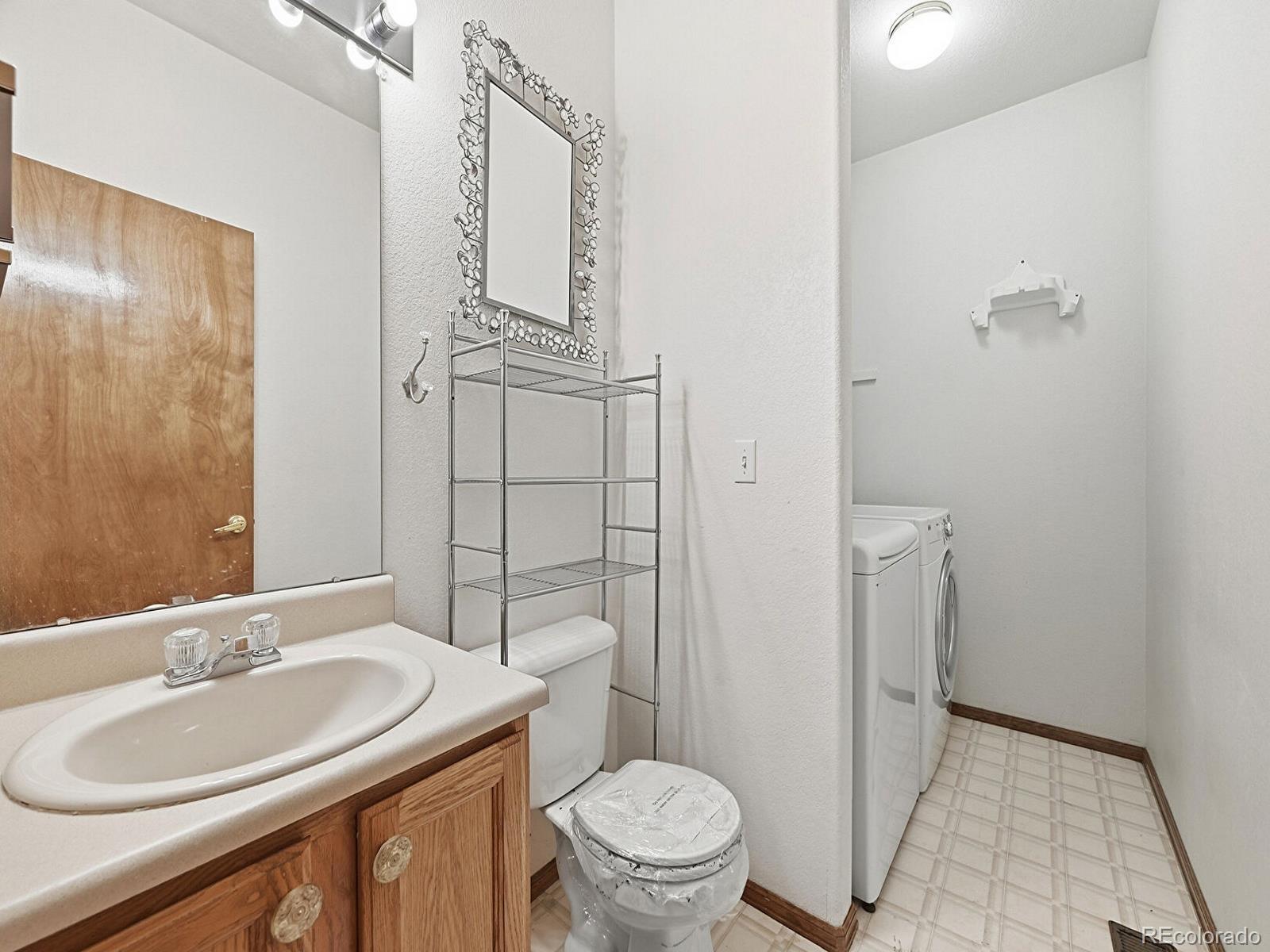 MLS Image #14 for 4934 s danube street,aurora, Colorado