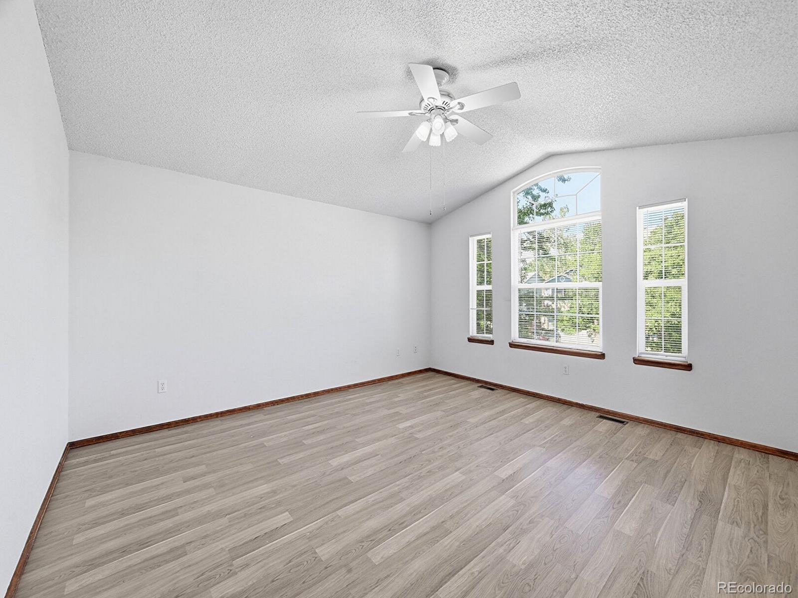 MLS Image #15 for 4934 s danube street,aurora, Colorado