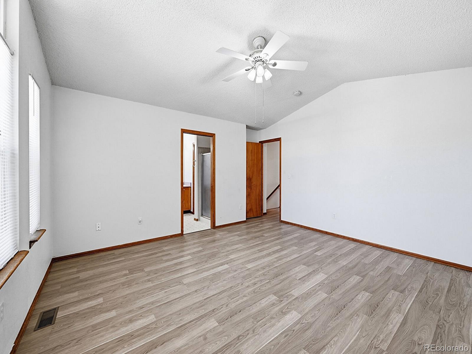 MLS Image #17 for 4934 s danube street,aurora, Colorado