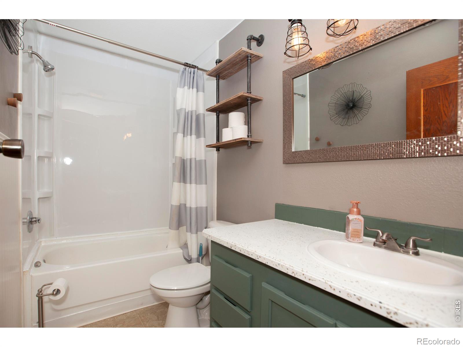 MLS Image #33 for 26009  county road 45 ,iliff, Colorado