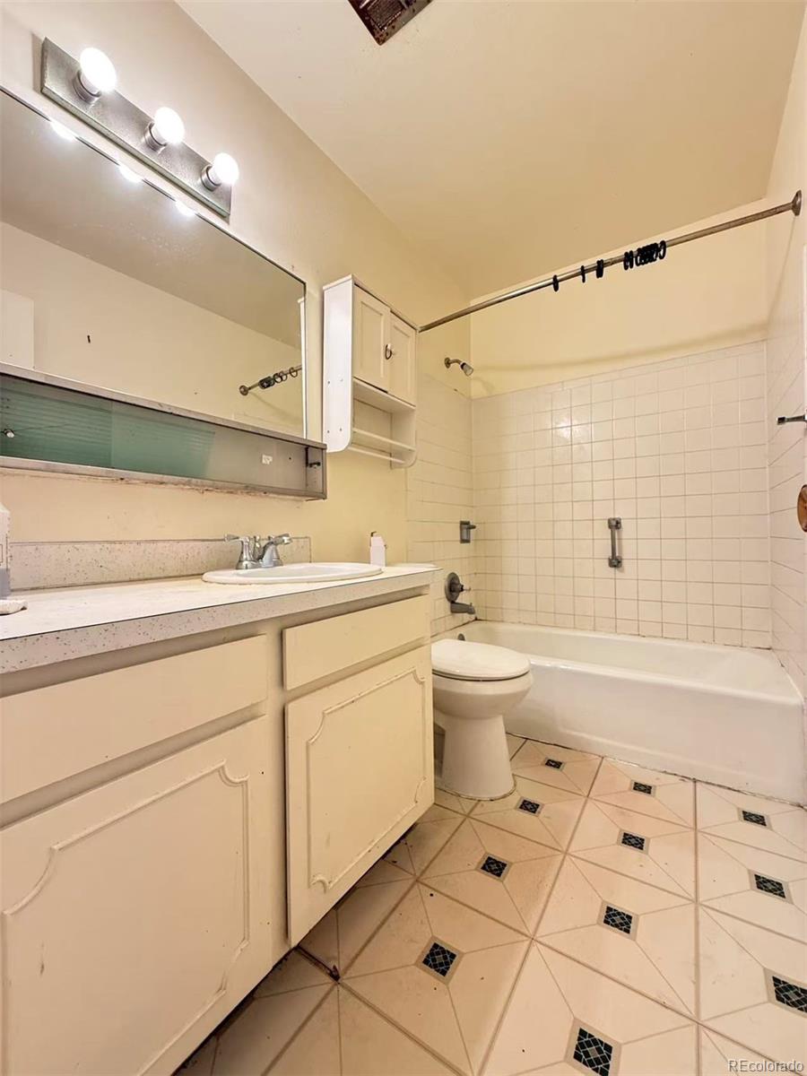 MLS Image #21 for 9280 e nassau avenue ,denver, Colorado