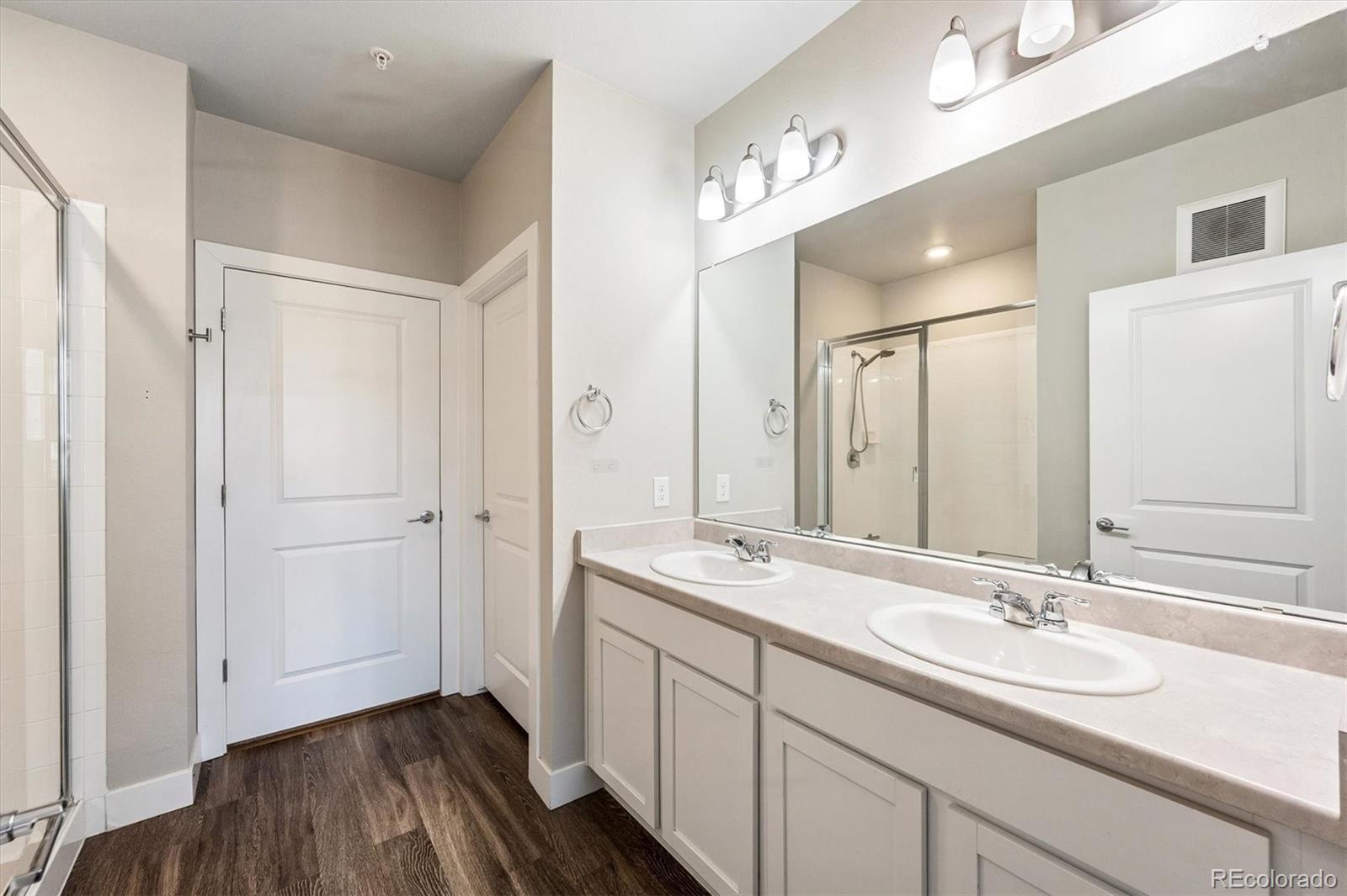 MLS Image #14 for 14331 e tennessee avenue,aurora, Colorado