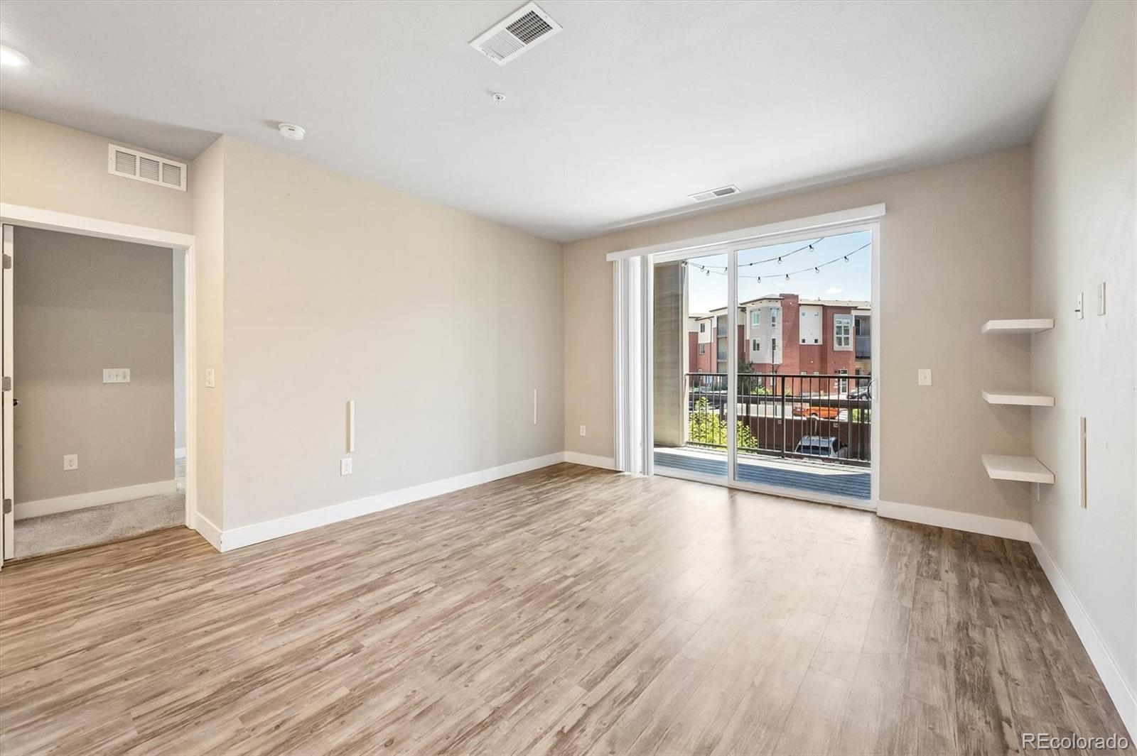 MLS Image #7 for 14331 e tennessee avenue,aurora, Colorado