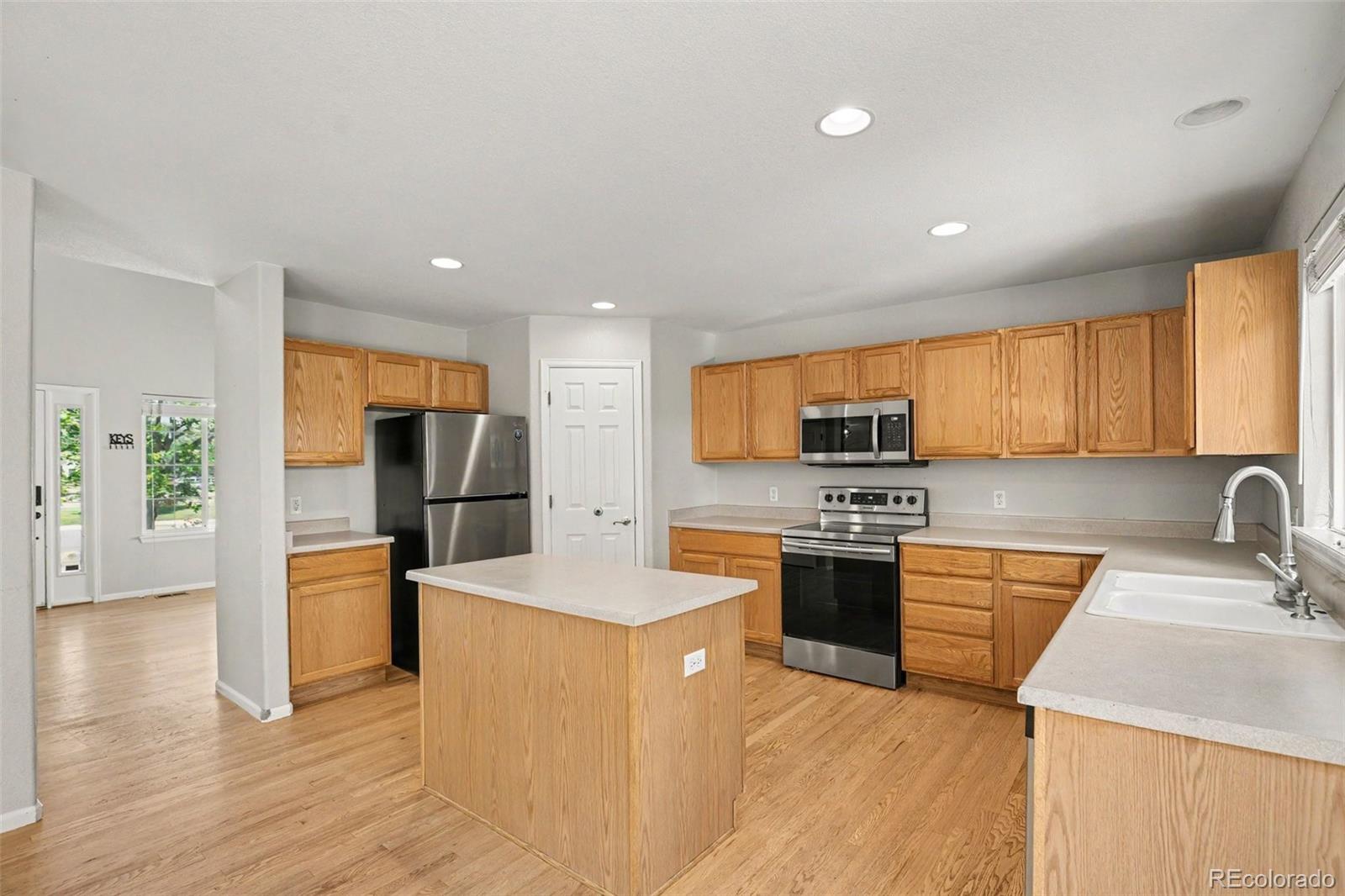 MLS Image #11 for 1440 e 128th court,thornton, Colorado