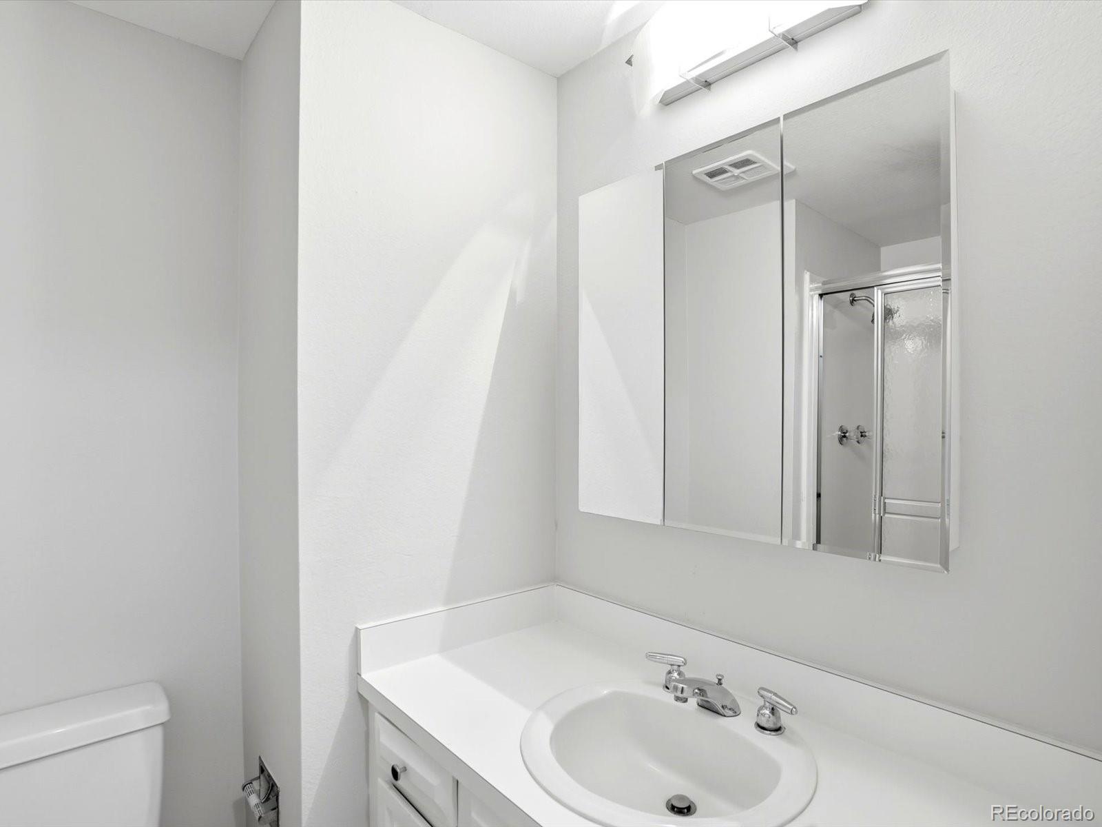 MLS Image #23 for 12379 e bates circle,aurora, Colorado