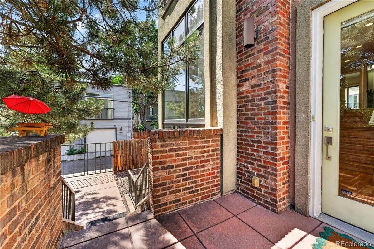 MLS Image #2 for 1657 n franklin street,denver, Colorado