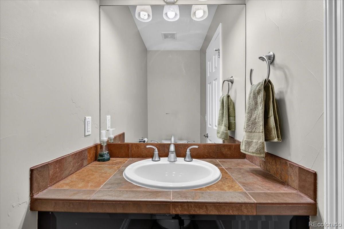 MLS Image #24 for 1657 n franklin street,denver, Colorado