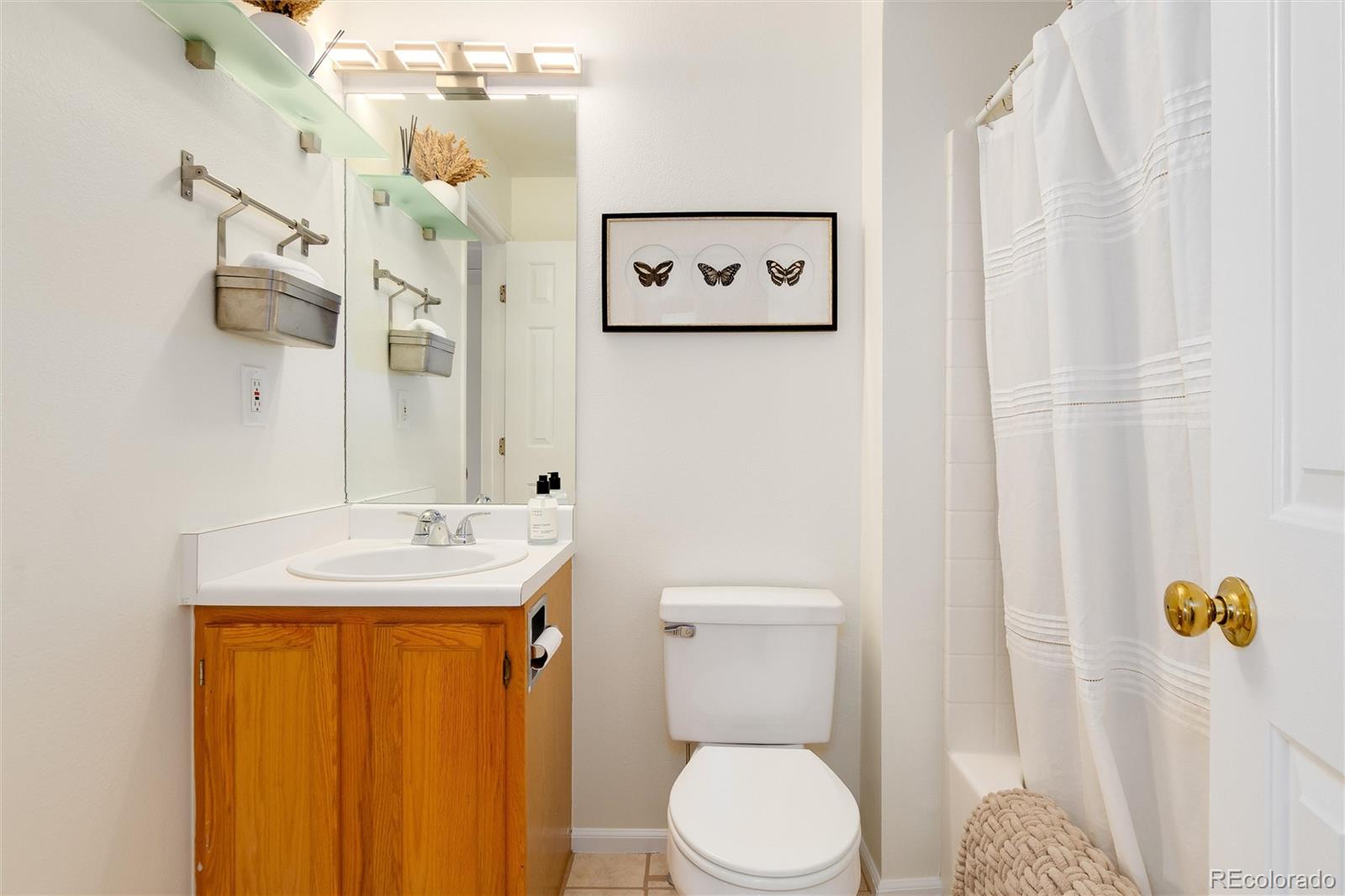MLS Image #15 for 5712 w asbury place b202,denver, Colorado