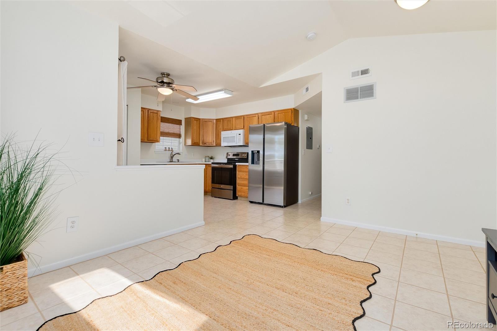 MLS Image #6 for 5712 w asbury place b202,denver, Colorado