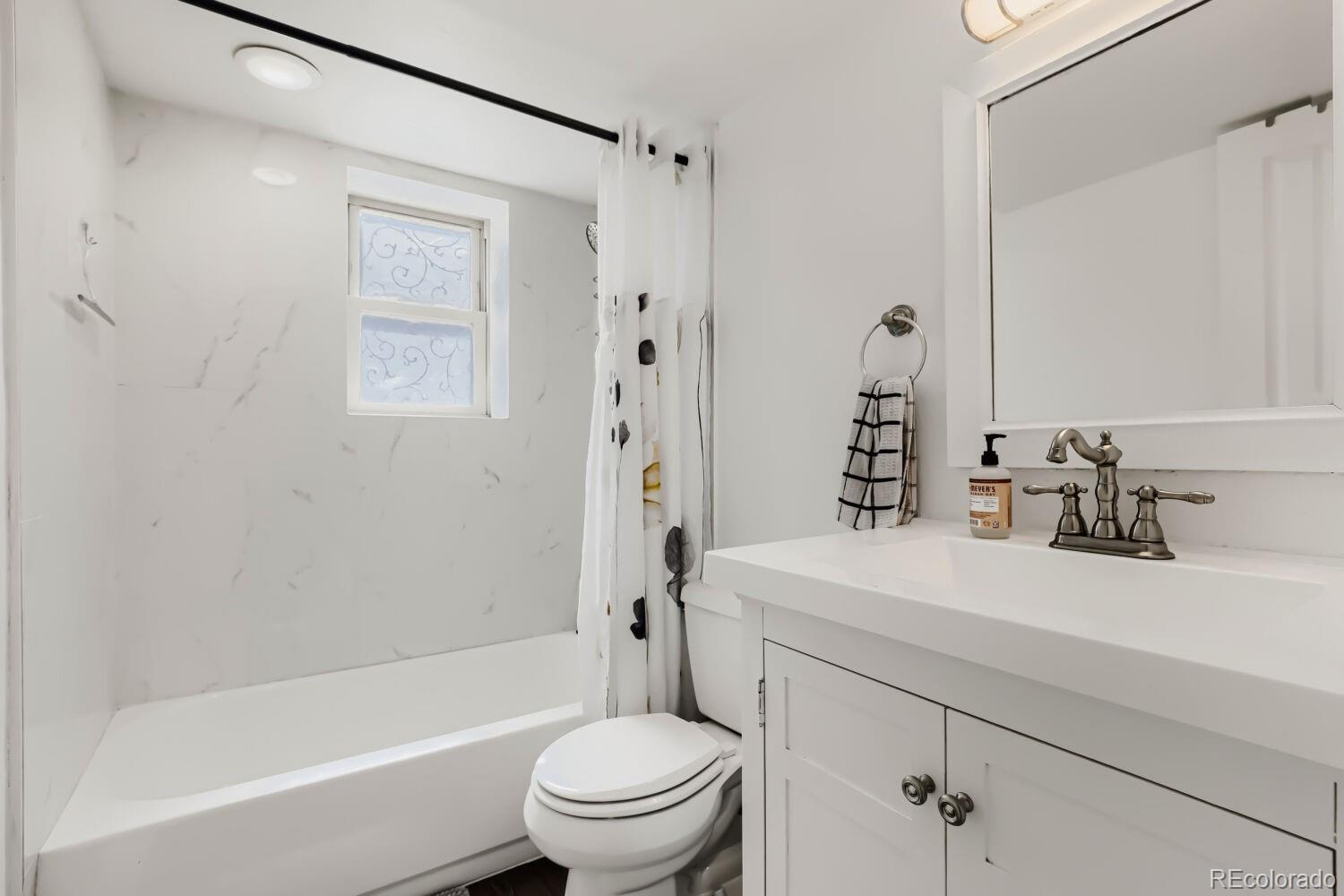 MLS Image #12 for 625 n pennsylvania street,denver, Colorado