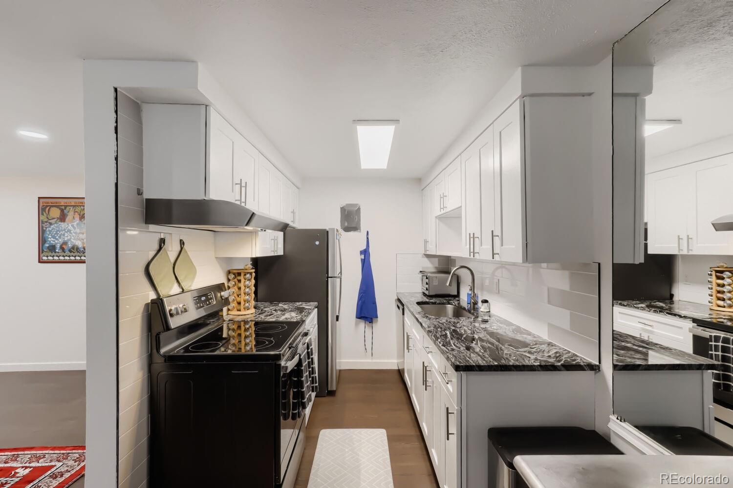 MLS Image #9 for 625 n pennsylvania street,denver, Colorado