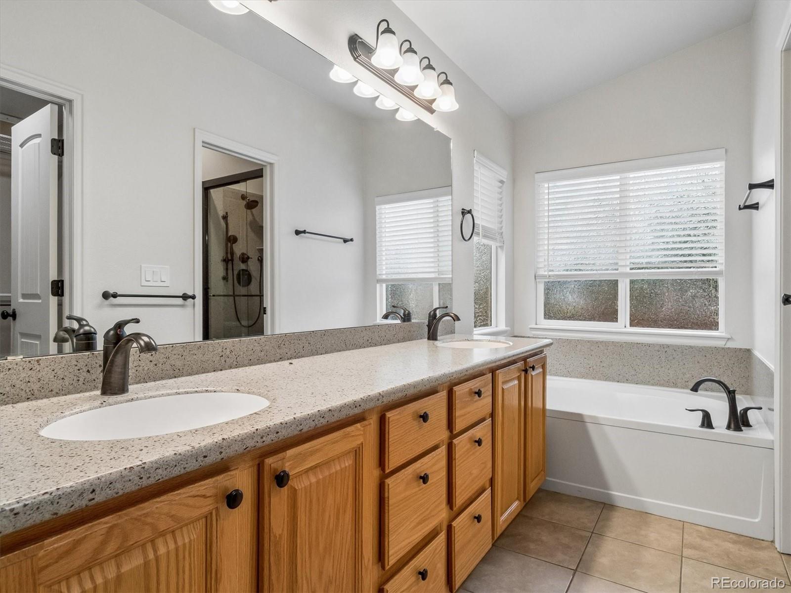 MLS Image #13 for 9669  sydney lane,highlands ranch, Colorado