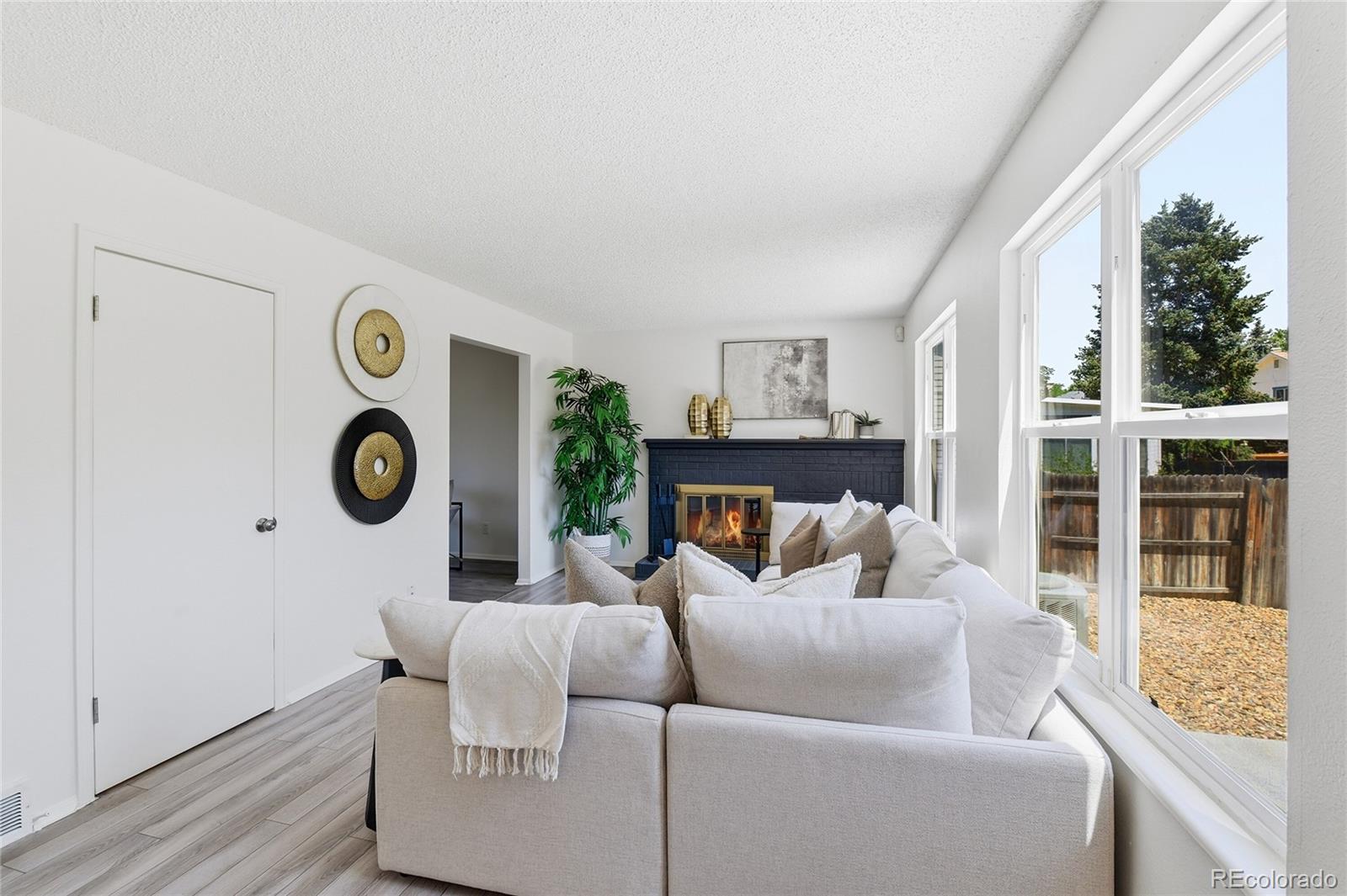 MLS Image #15 for 1430 s vaughn circle,aurora, Colorado