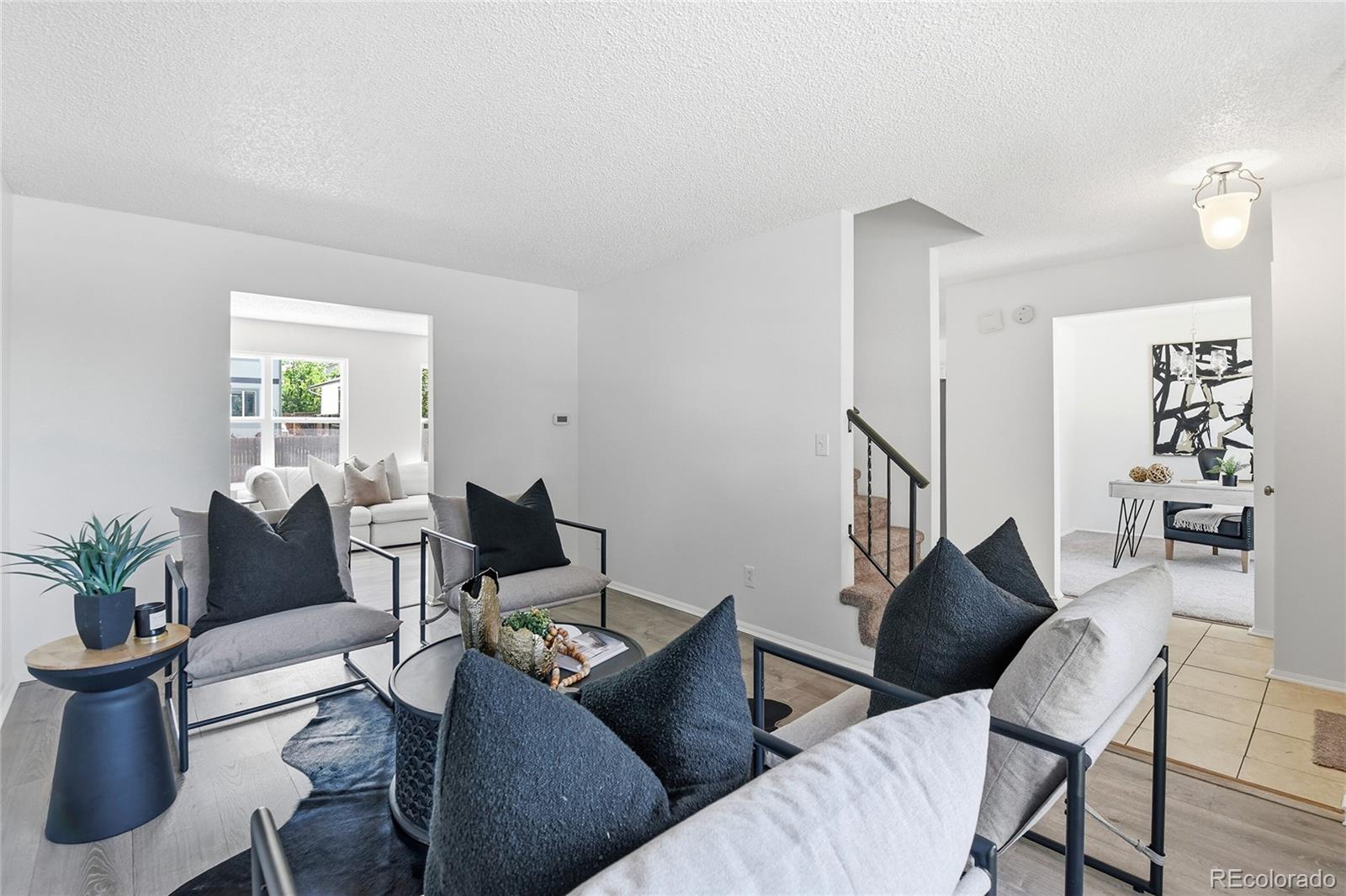 MLS Image #6 for 1430 s vaughn circle,aurora, Colorado