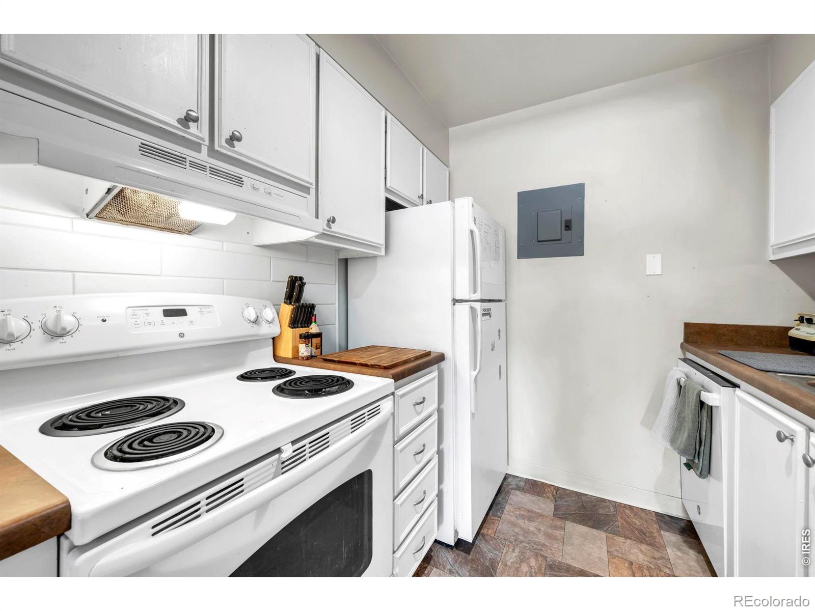 MLS Image #10 for 2227  canyon boulevard,boulder, Colorado