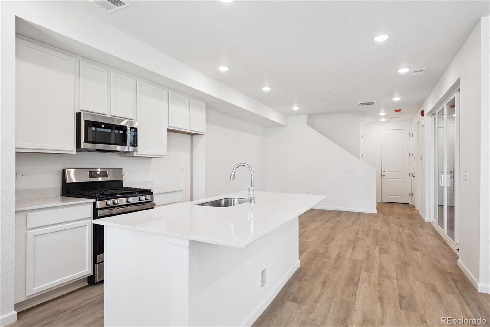 MLS Image #5 for 1336  penner drive,erie, Colorado