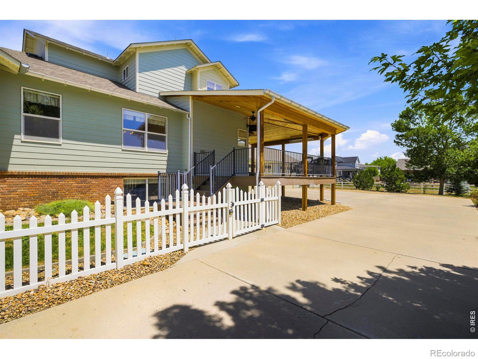 MLS Image #10 for 2038  burbank street,berthoud, Colorado