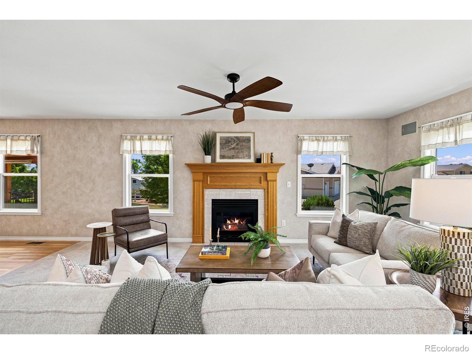 MLS Image #14 for 2038  burbank street,berthoud, Colorado