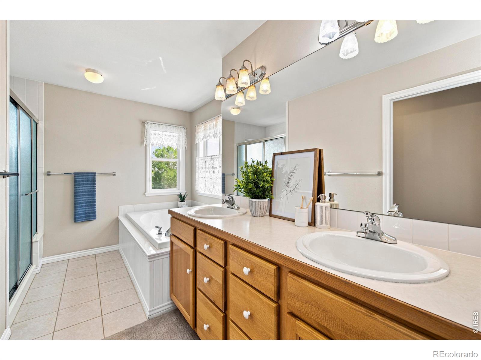 MLS Image #33 for 2038  burbank street,berthoud, Colorado