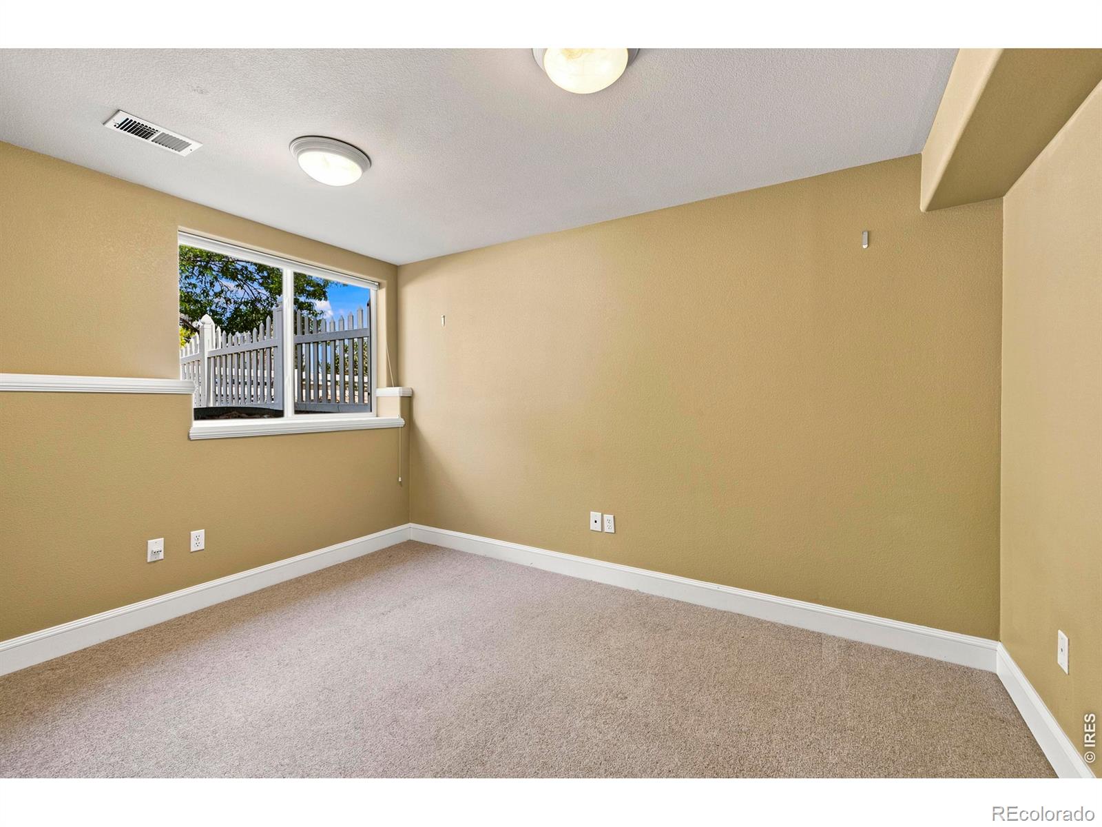 MLS Image #40 for 2038  burbank street,berthoud, Colorado
