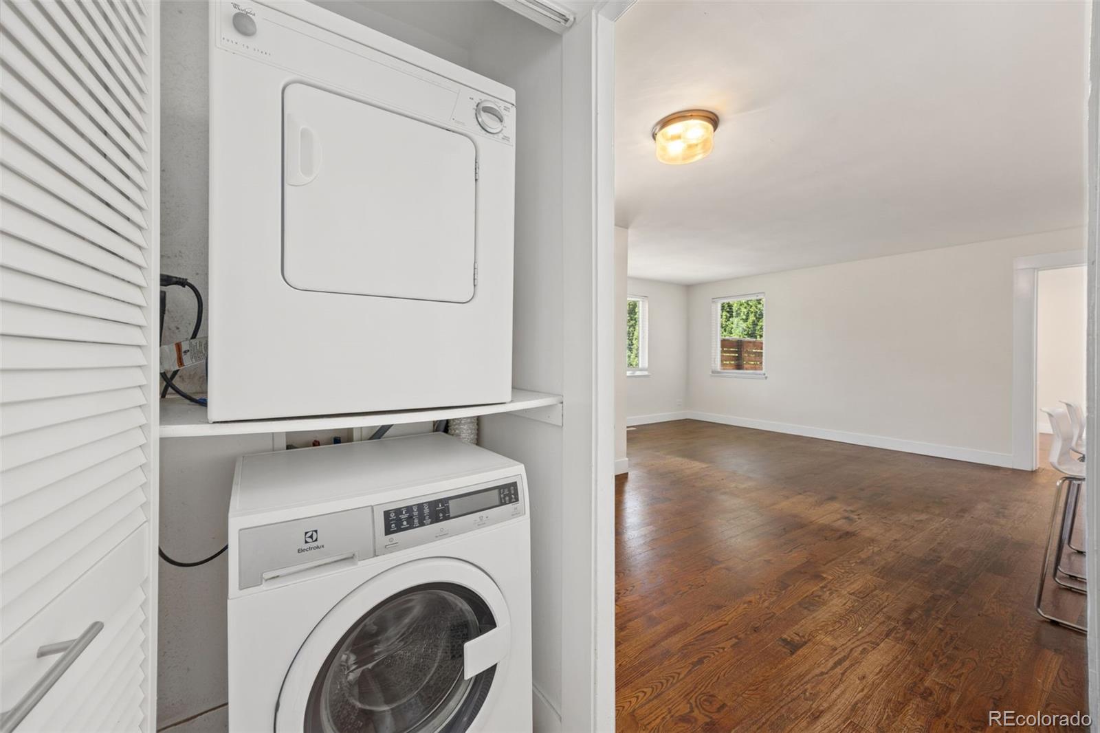 MLS Image #18 for 170  oneida street,denver, Colorado