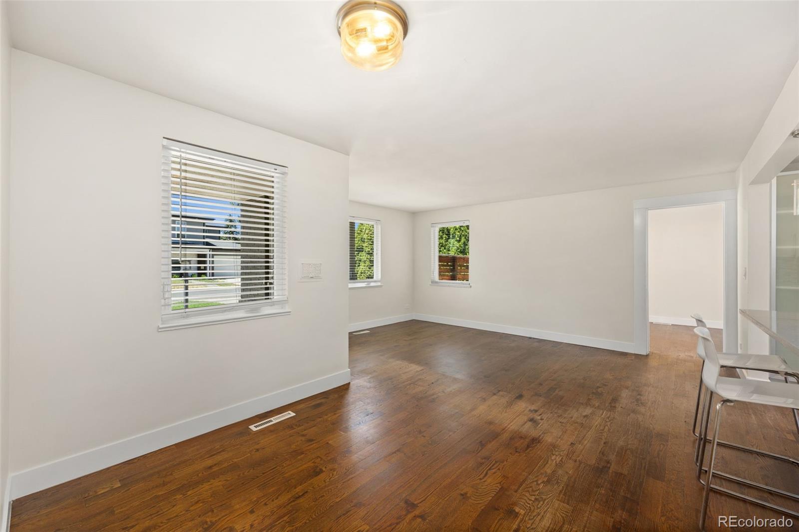MLS Image #9 for 170  oneida street,denver, Colorado