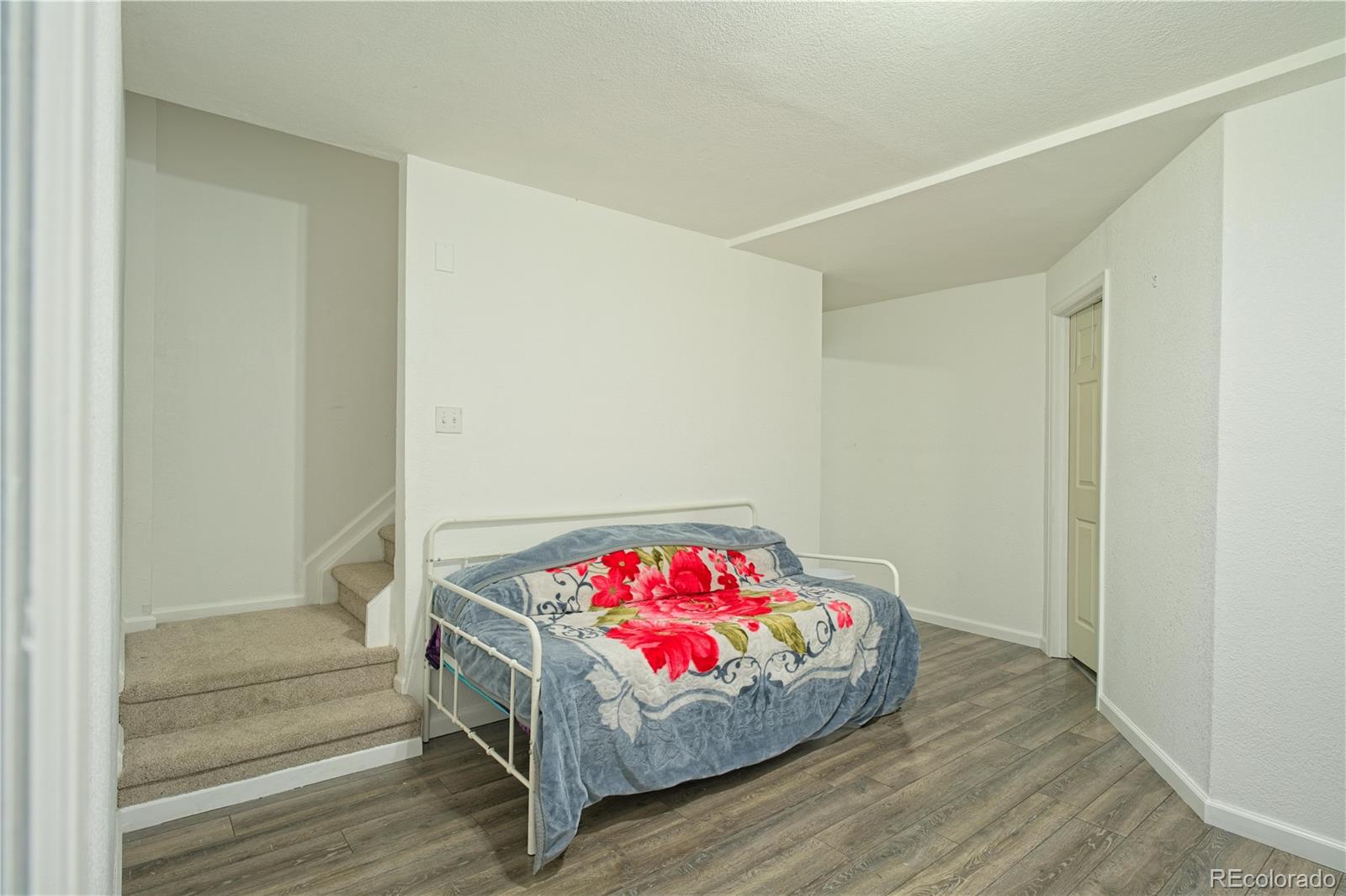 MLS Image #14 for 4242 s mobile circle,aurora, Colorado