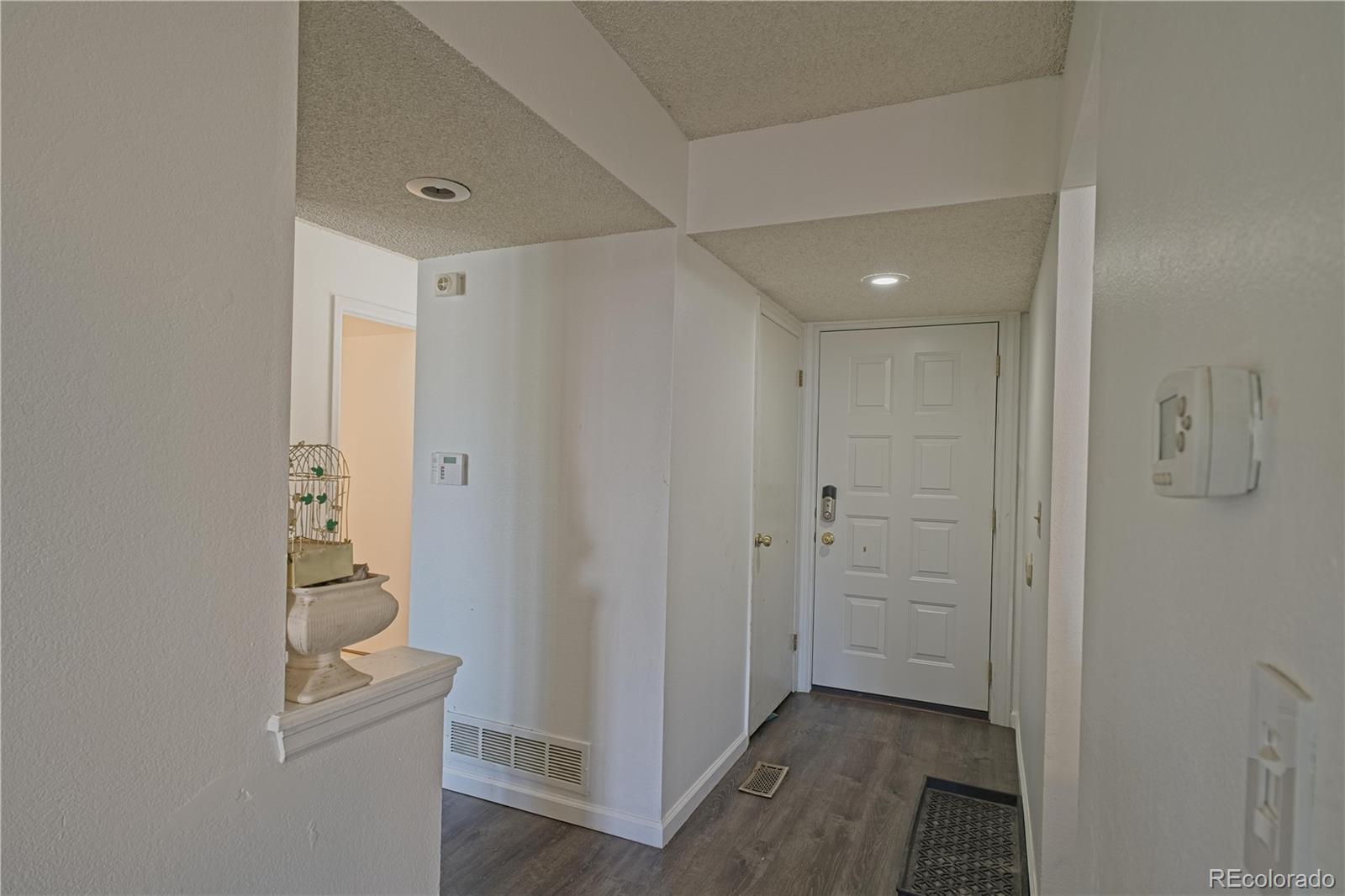 MLS Image #3 for 4242 s mobile circle,aurora, Colorado