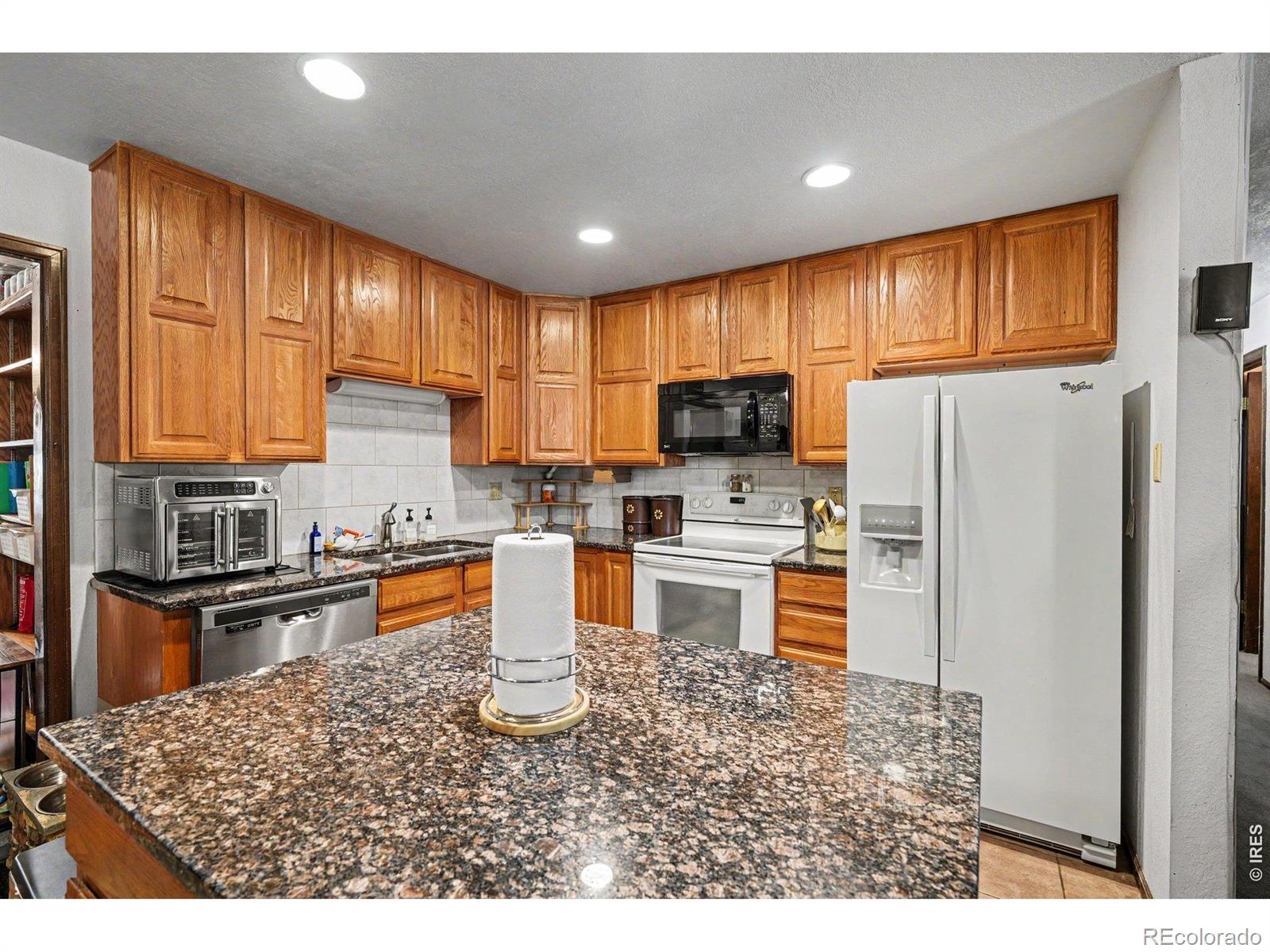 MLS Image #7 for 3954  cottonwood drive,loveland, Colorado