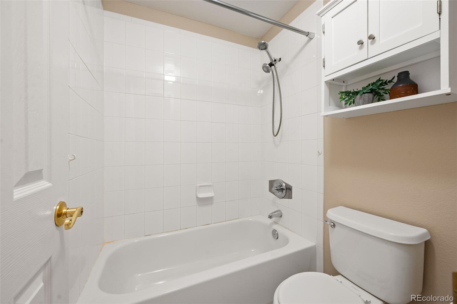 MLS Image #12 for 8422 s upham way,littleton, Colorado