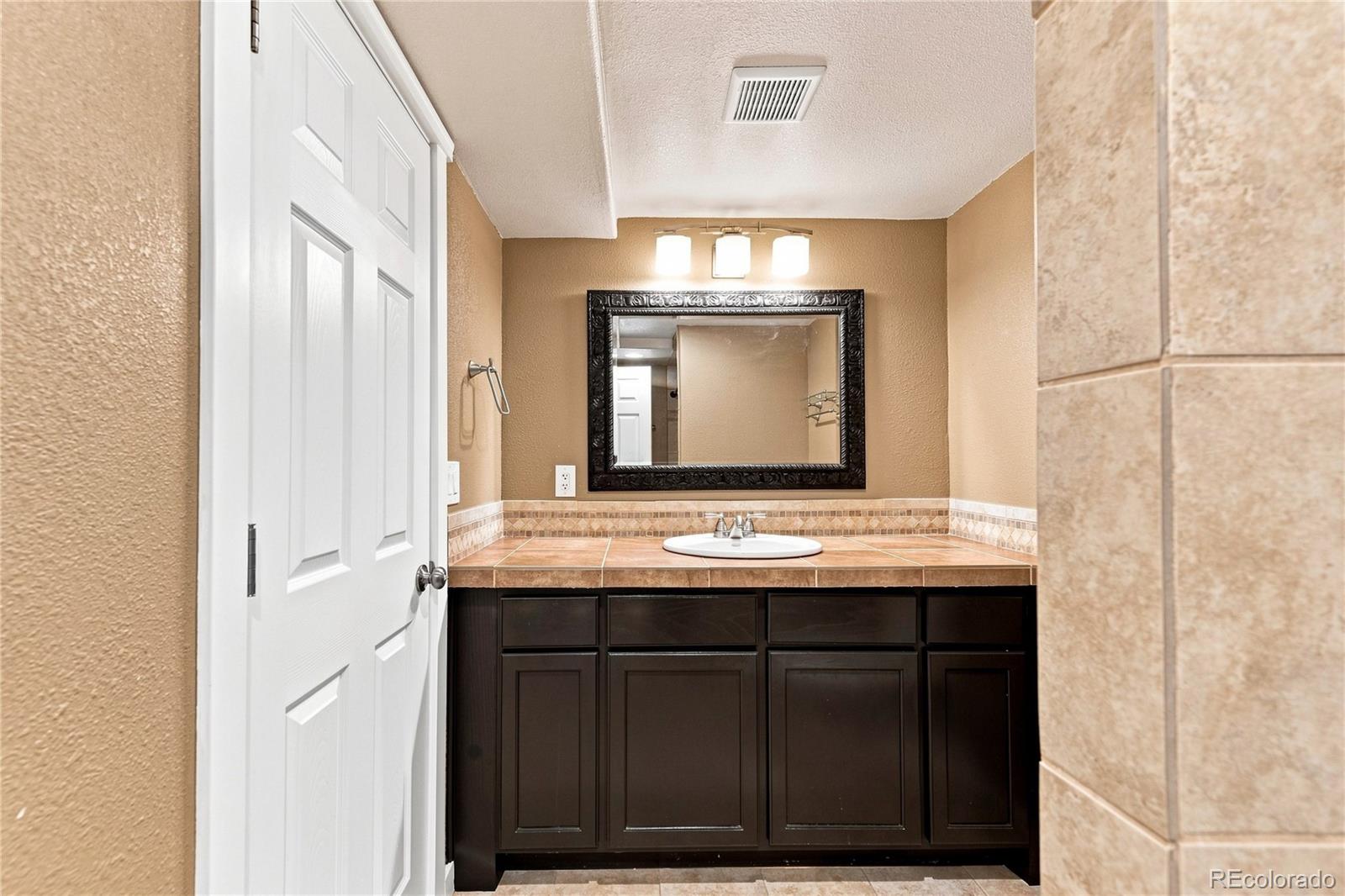 MLS Image #34 for 5565  jericho court,denver, Colorado